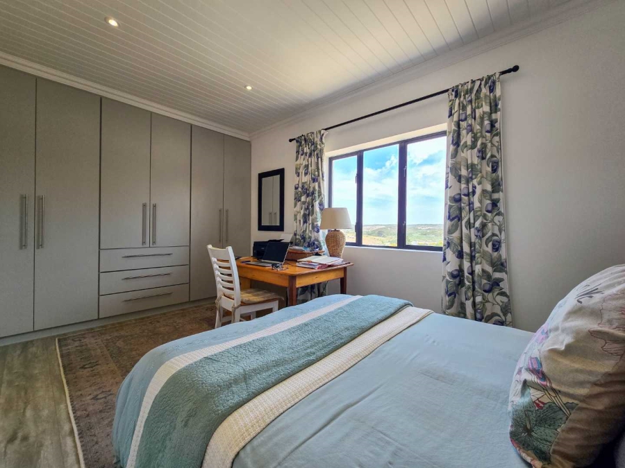 2 Bedroom Property for Sale in Stilbaai Oos Western Cape